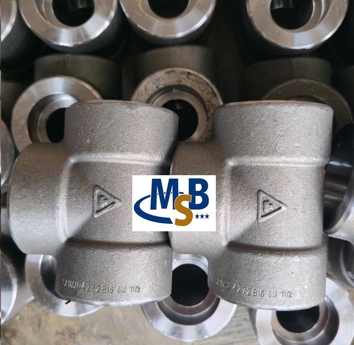 TEE CLASS 6000 SW CS ASTM A105N